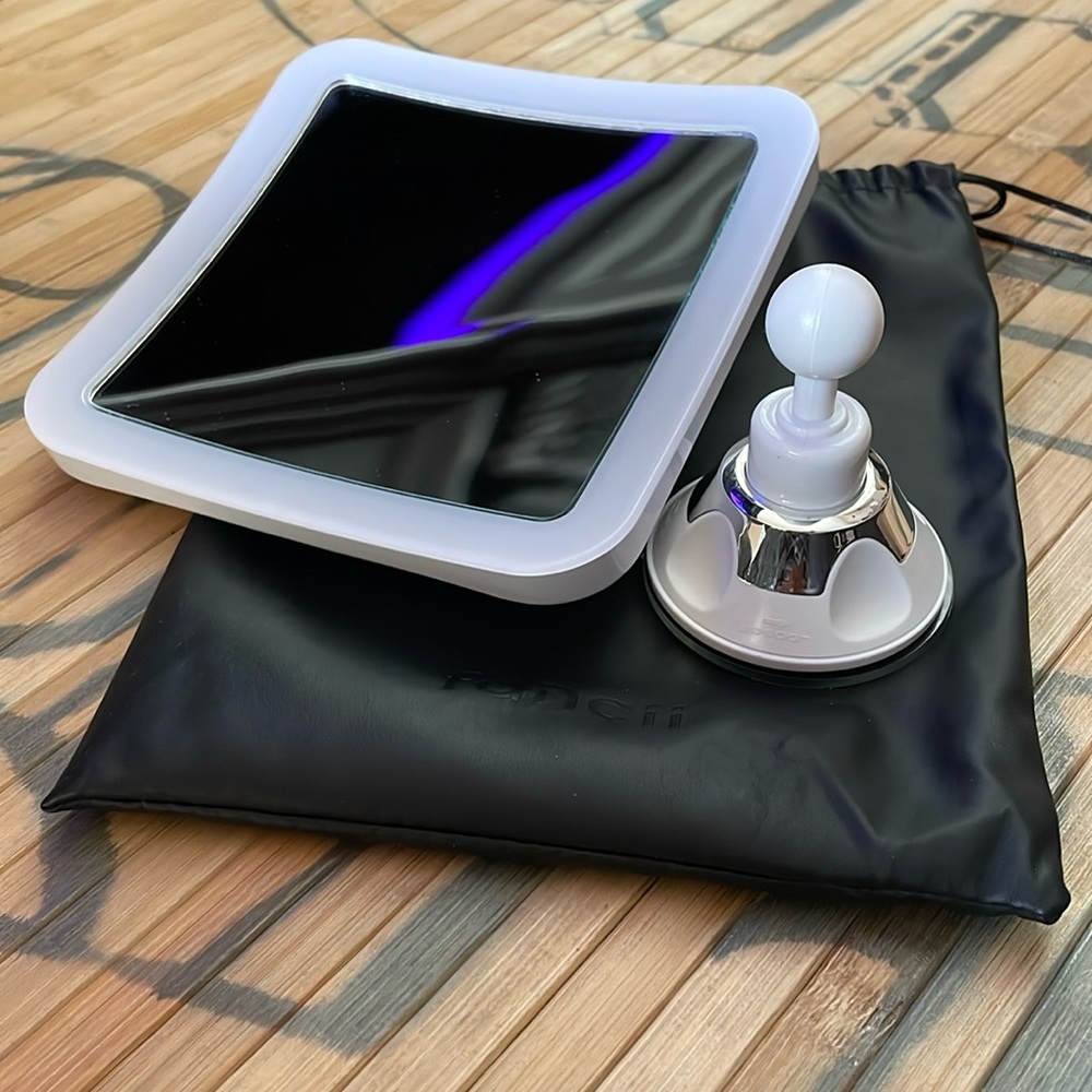 Fancii Mira travel mirror